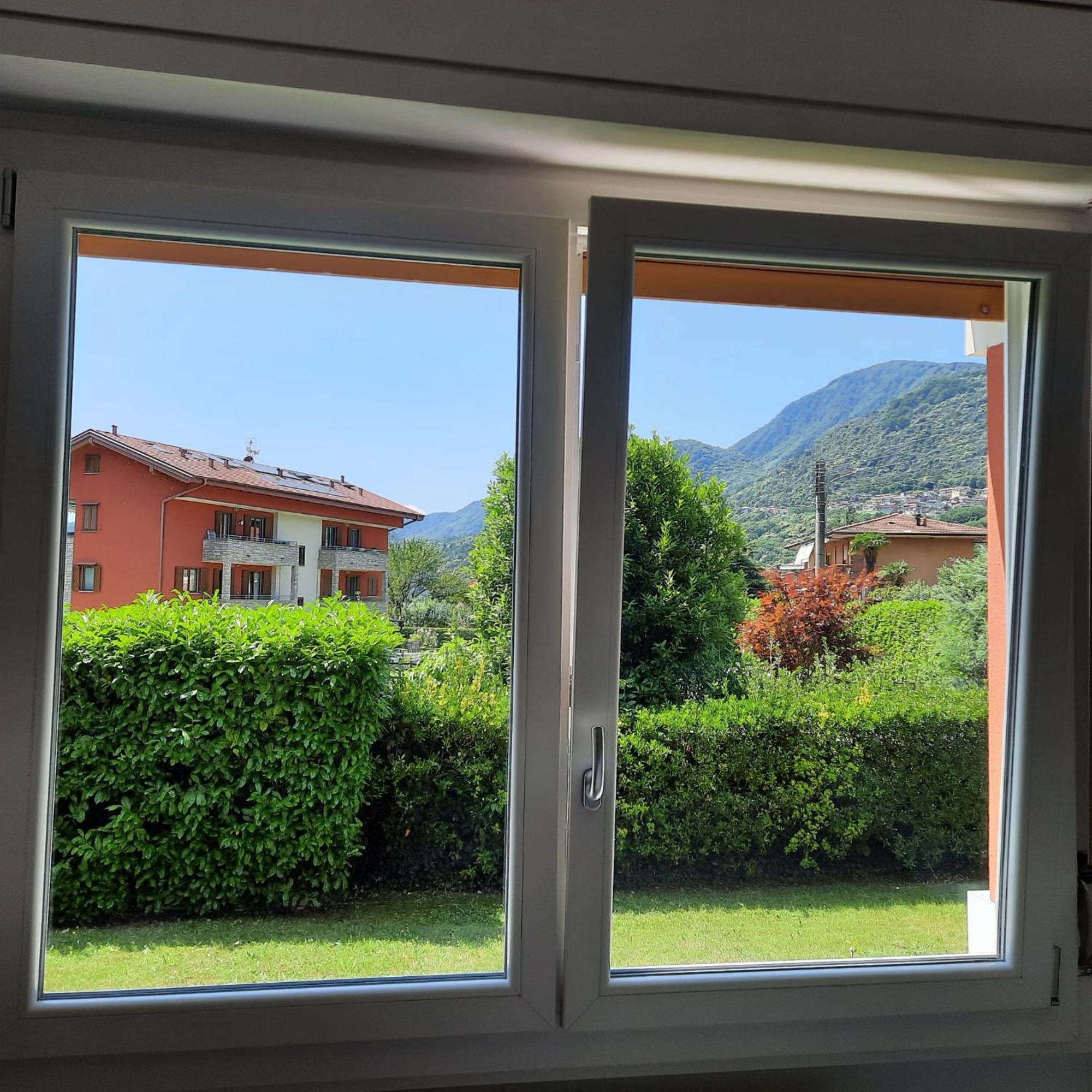 Sprio House Lägenhet Omegna Exteriör bild